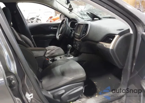 2016 Jeep Cherokee Latitude from USA, damaged, VIN 1C4PJMCS8GW119437